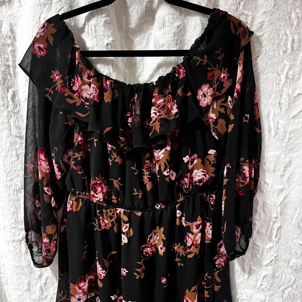 Lane Bryant black & pink floral blouse with ruffles and sheer sleeves Size 18 - Picture 2 of 4